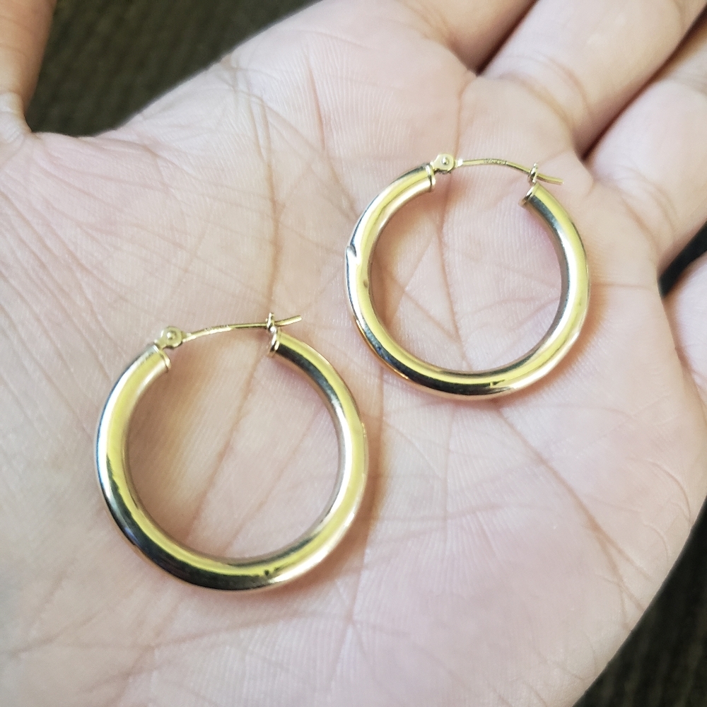 10kt Solid Gold Earrings